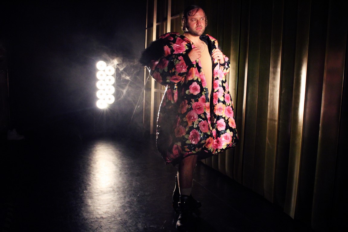 Kostüm_Penthesilea_Regie_Leonie Böhm_Kostümbild_Mascha Mihoa Bischoff_Theater Konstanz._Foto3_Mascha Bischoff (Kopie)