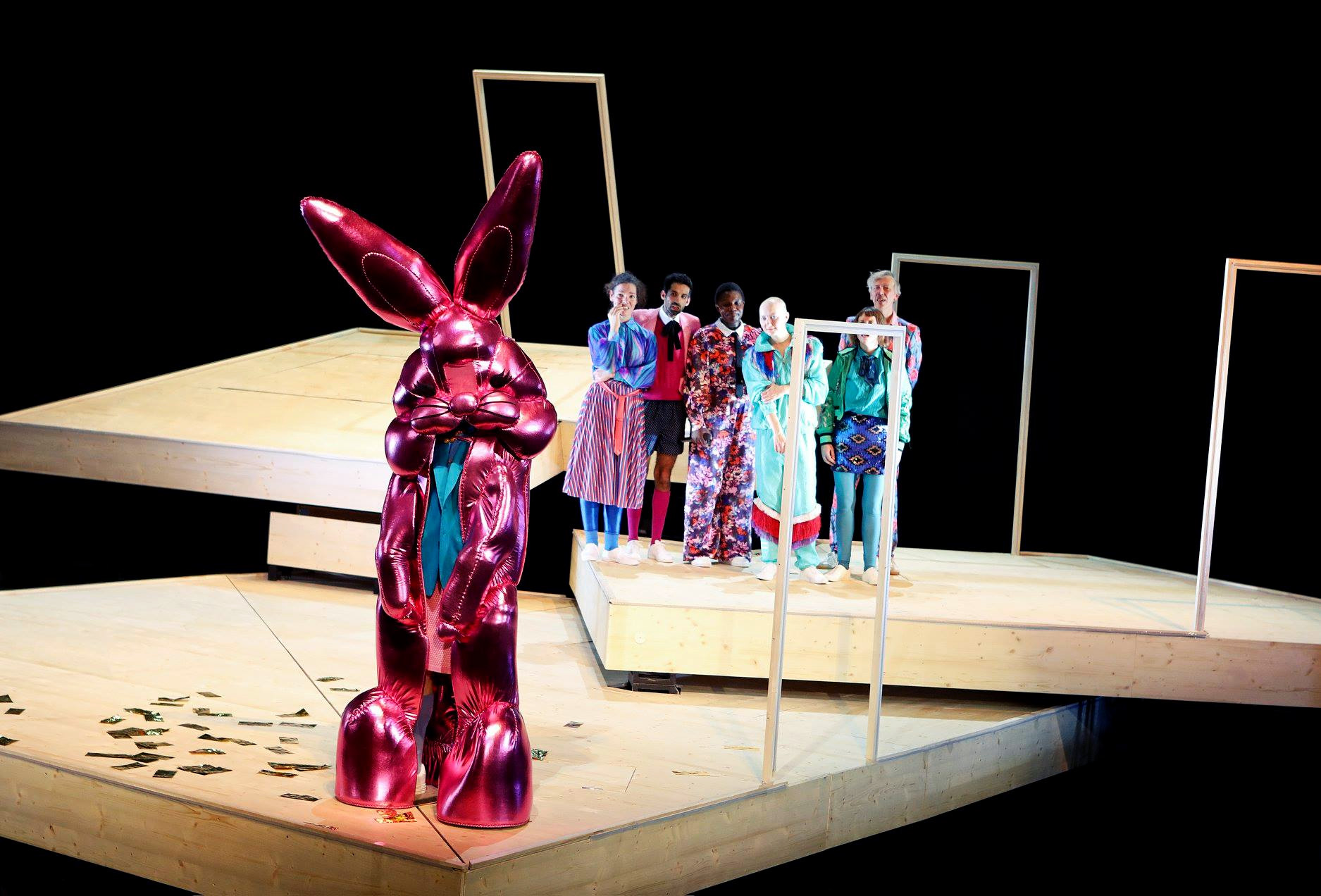 Schauspielhaus Bochum_Alle Jahre wieder_Regie Hannah Biedermann_Bühnenbild Mascha Mihoa Bischoff_Kostümbild Mascha Mihoa Bischoff_Foto Birgit Hupfeld(12)