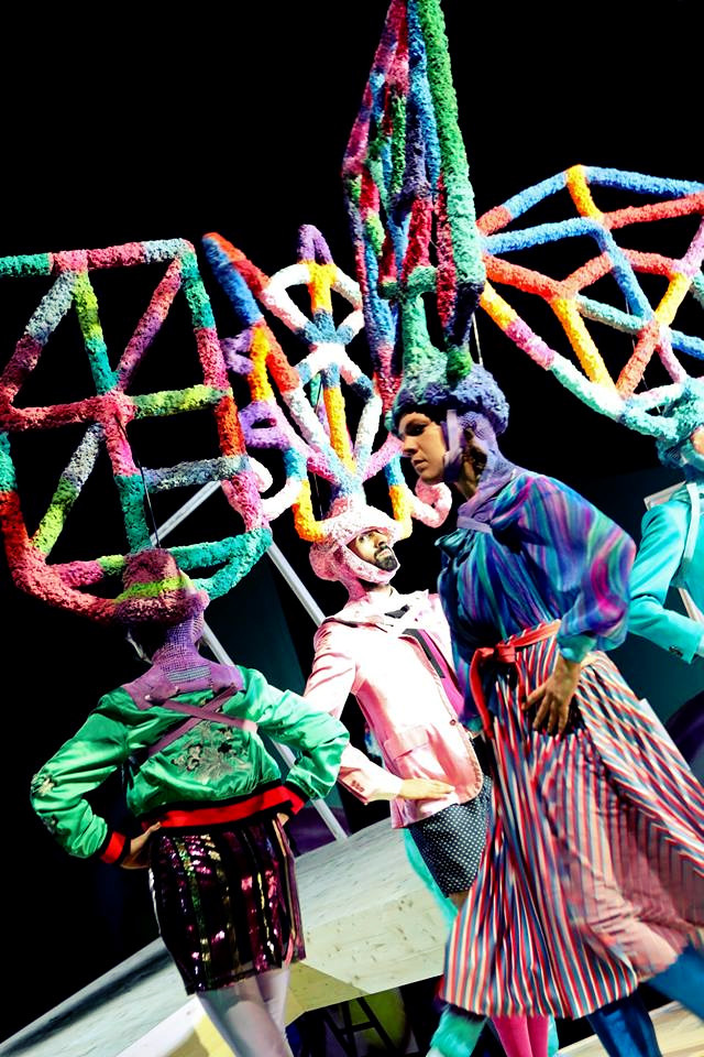 Schauspielhaus Bochum_Alle Jahre wieder_Regie Hannah Biedermann_Bühnenbild Mascha Mihoa Bischoff_Kostümbild Mascha Mihoa Bischoff_Foto Birgit Hupfeld(13)