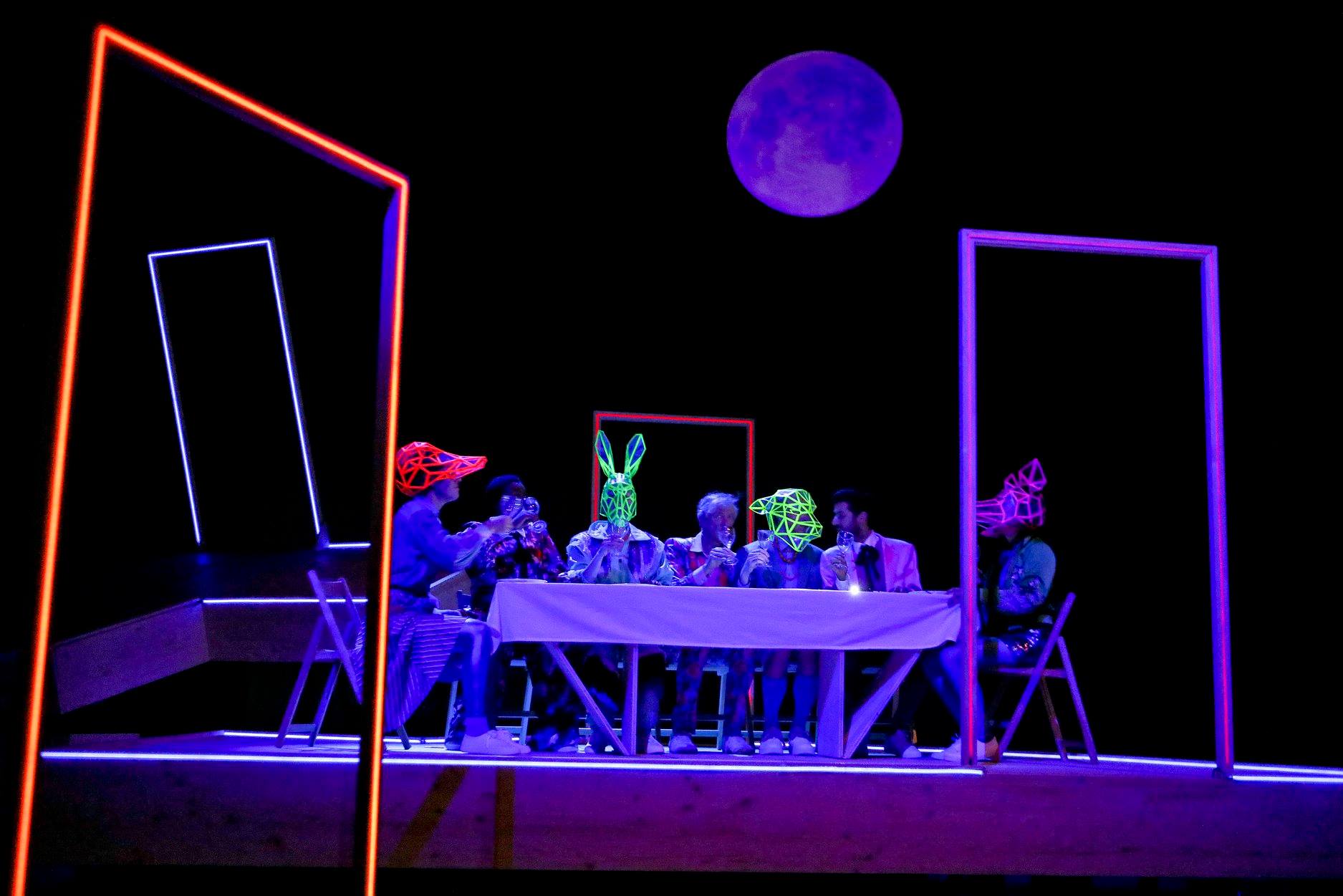 Schauspielhaus Bochum_Alle Jahre wieder_Regie Hannah Biedermann_Bühnenbild Mascha Mihoa Bischoff_Kostümbild Mascha Mihoa Bischoff_Foto Birgit Hupfeld(5)