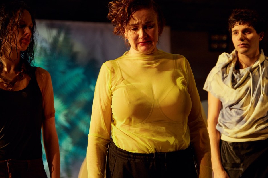 Münchner Kammerspiele_Yung Faust_Regie Leonie Böhm_Kostüme Mascha Mihoa Bischoff_Foto Julian Baumann_16 (Kopie)